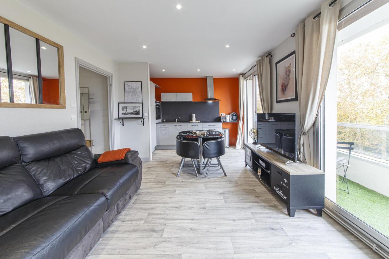 Chic Appartement Vue Sur Parc Au Calme Angers Exterior foto